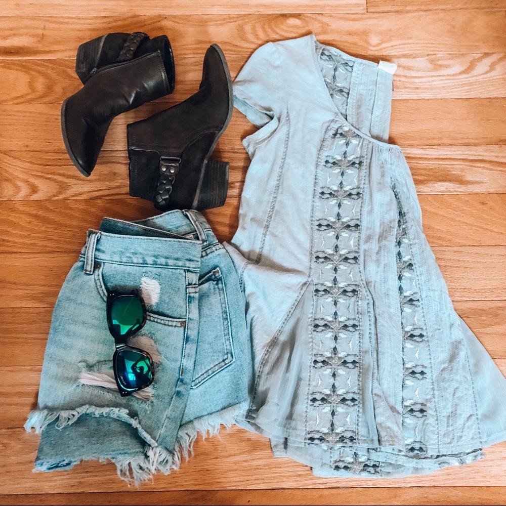 Anthropologie Akemi and Kim Top